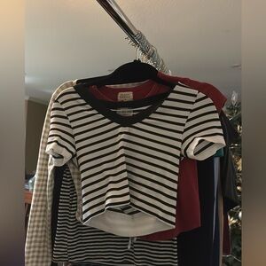 Black and white stripped tee